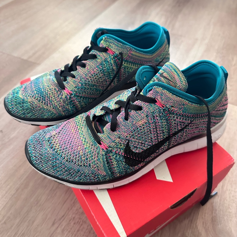 Nike Colorful Flyknit Running Shoes